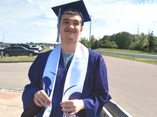 Dravyin Graduation Picture